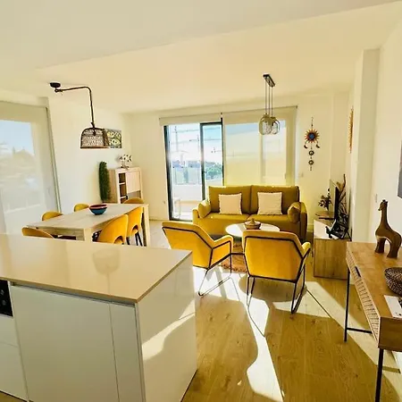 80 Daire Estepona